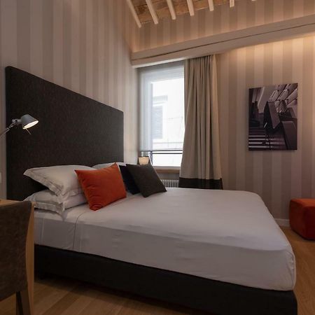 Laurina 33 Hotel Рим Екстериор снимка