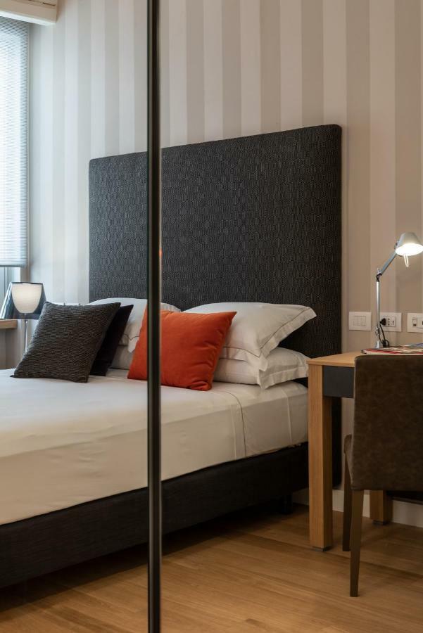 Laurina 33 Hotel Рим Екстериор снимка